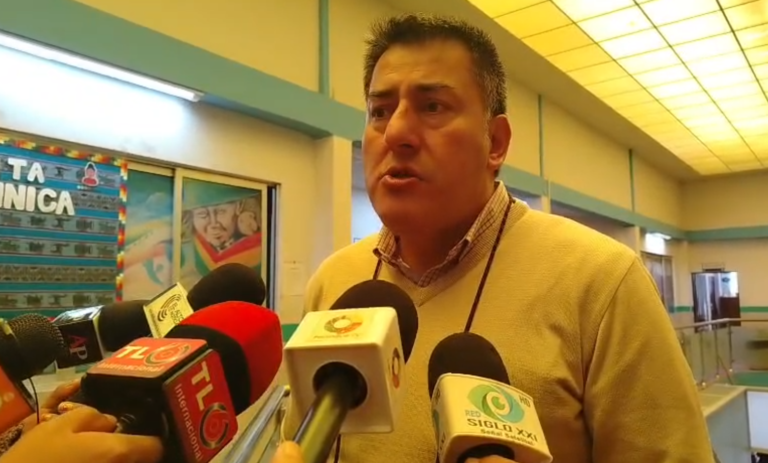 EX MINISTRO ZABALETA CUESTIONA CONTRADICCIONES DEL GOBIERNO SOBRE CONTRATACIONES DIRECTAS EN YPFB