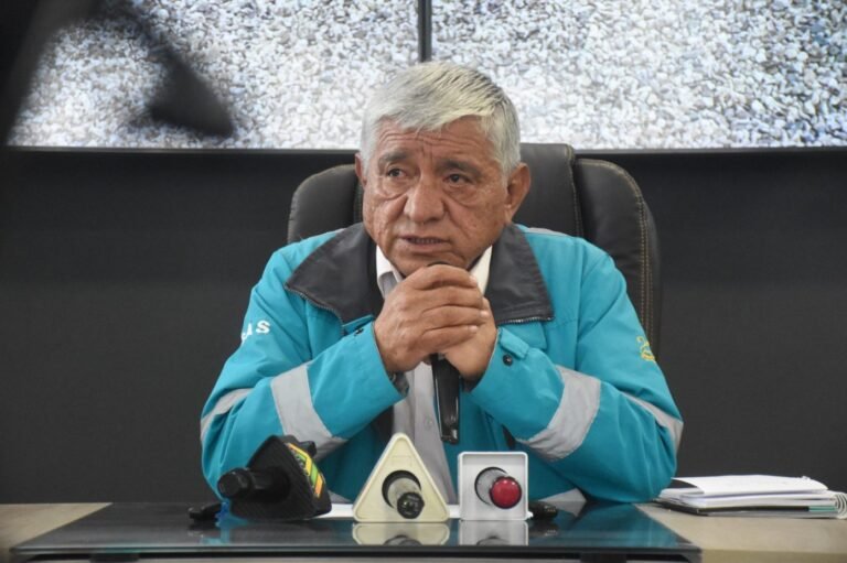 ARIAS SEÑALA QUE EL USO EXCESIVO DE RECURSOS GENERA RECHAZO EN UN CONTEXTO ECONÓMICO COMPLEJO.