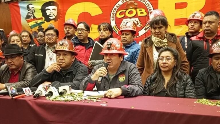 COB RECHAZA DIÁLOGO CON EL GOBIERNO Y DEJA DECISIONES EN MANOS DEL CABILDO DEL 1 DE MAYO