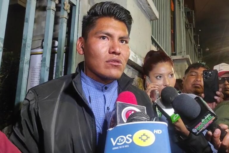 RENÉ YAHUASI ANUNCIA MOVILIZACIÓN HACIA EL TSE PARA ESTE MIÉRCOLES JUNTO A ORGANIZACIONES SOCIALES