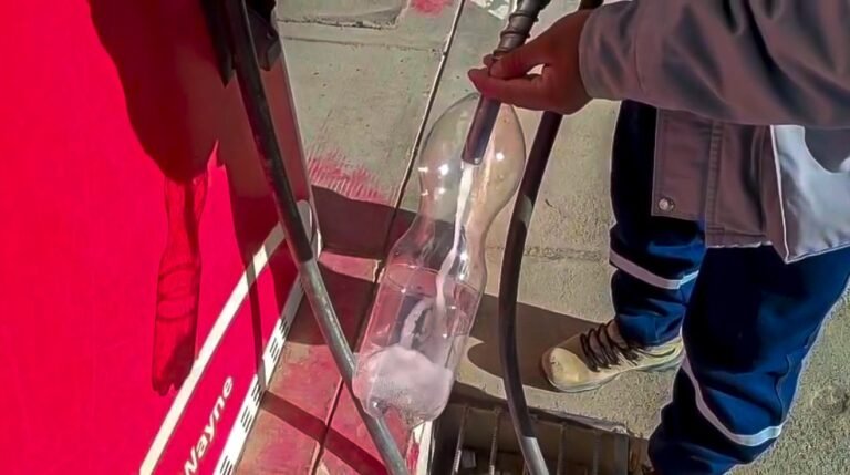 YPFB ACLARA QUE DESPACHO DE GASOLINA ESPECIAL DESDE PLANTA UYUNI CUMPLIÓ PROTOCOLOS DE CALIDAD Y SEGURIDAD
