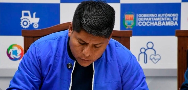 GOBERNADOR LEONARDO LOZA PROPONE LEY PARA REBAJARSE EN 7% DE SU SALARIO Y EL DE AUTORIDADES DEPARTAMENTALES