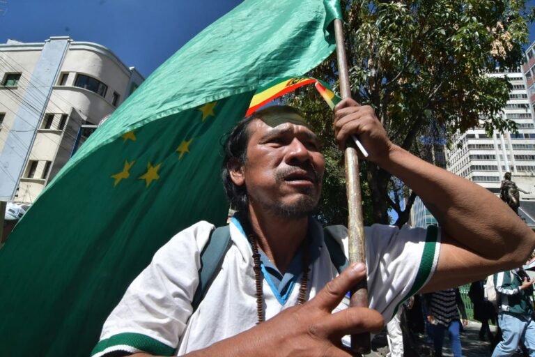 COMUNARIOS DE BENI Y PANDO RATIFICAN RECHAZO A LA LEY 1720 TRAS ARRIBO A LA SEDE DE GOBIERNO