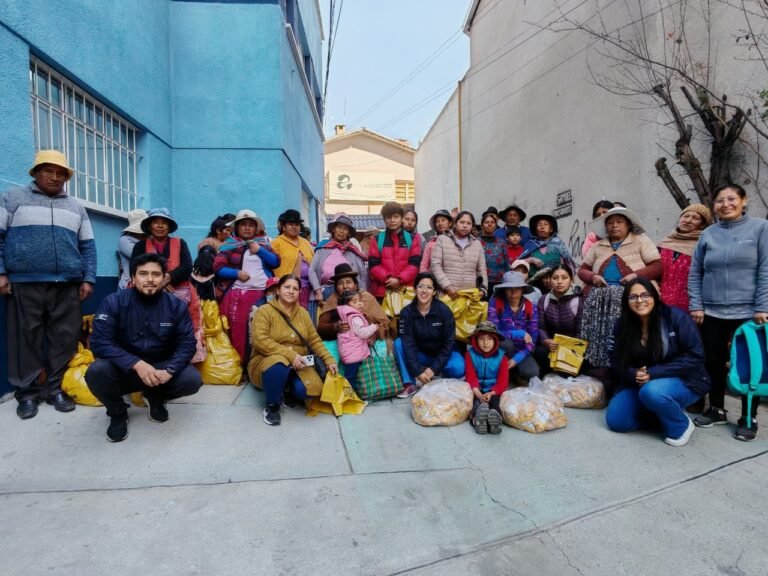 PIL dona más de 94 mil litros de productos lácteos a personas en situación de vulnerabilidad de La Paz y Cochabamba