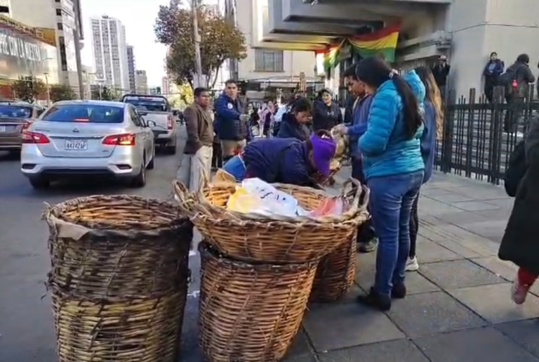 La Paz sin pan: segundo día de paro golpea a la población