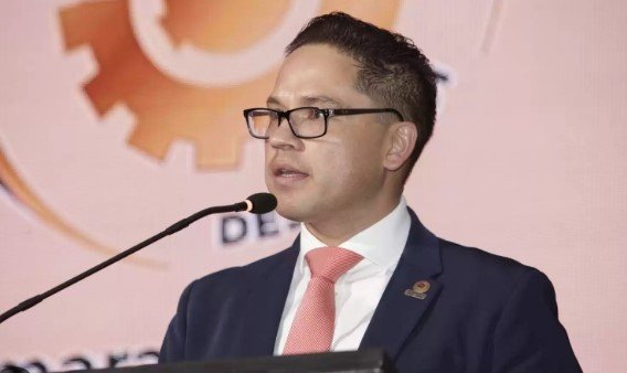 Pérdidas por bloqueos llegan a $us 2.000 millones y empresas analizan abandonar La Paz CAMARA NACIONAL DE INDUSTRIAS