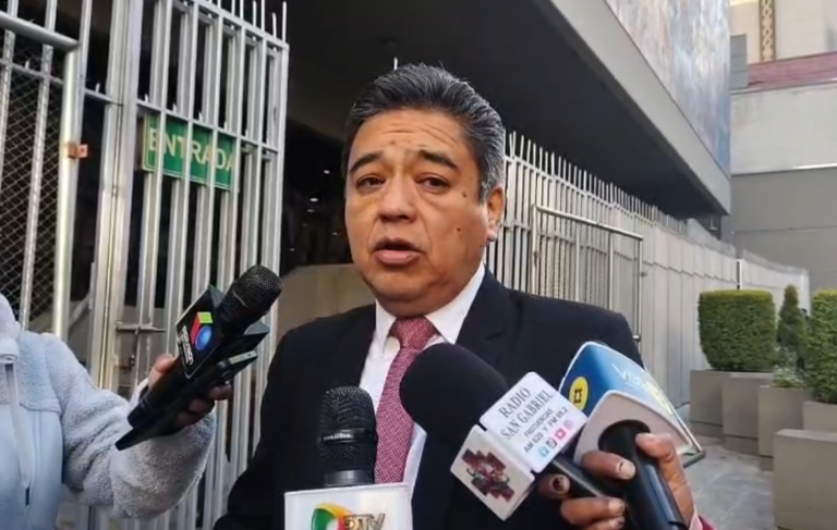 Escalada cambiaria: Vocero presidencial llama a la calma y asegura que el “sinceramiento económico” traerá estabilidad