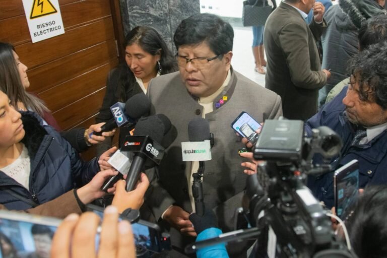 Alcalde Eliser Roca anuncia que gestionará la ejecución inmediata de $us 100 millones destinados a El Alto