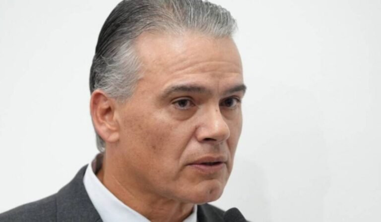 Gobierno descarta abrogar el DS 5676, pero plantea perfeccionar su reglamentación