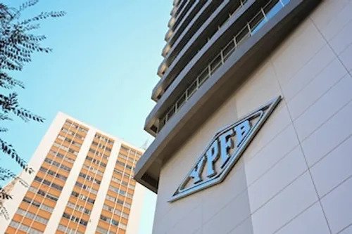 YPFB vuelve a ser intervenida en medio de una crisis por combustible
