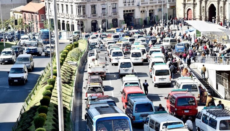 Gobierno crea el Programa PATRIA para renovar vehículos del transporte público