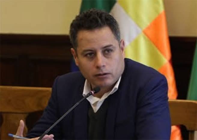 Vicepresidente Lara denuncia intento de control político en la Fiscalía