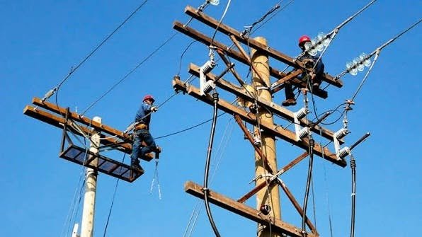 Gobierno promulgó el Decreto Supremo 5750 y modificó el mecanismo de actualización de las tarifas eléctricas en Bolivia