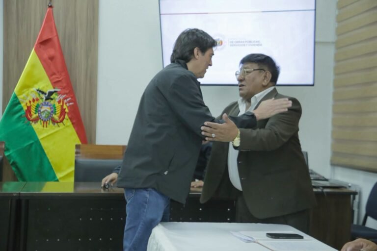 Pasaje interdepartamental: Acuerdan ajuste transitorio de hasta el 35% y estudio técnico en 60 días