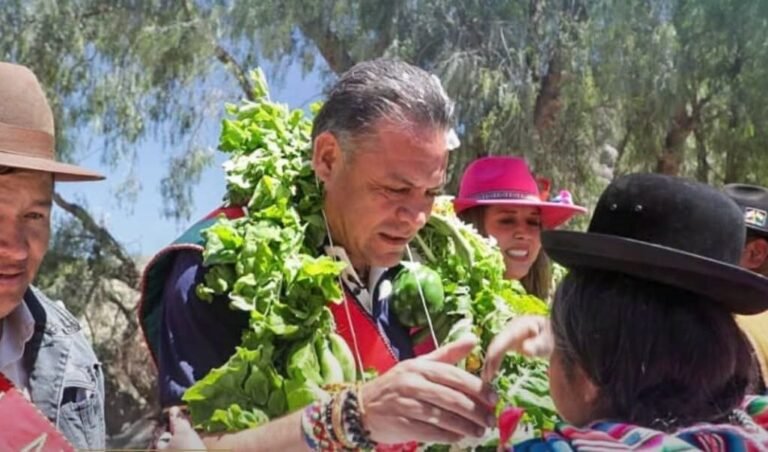 Gobernador Luis Revilla anuncia reinicio de la carretera Villa Remedios–Sapahaqui–Caracato–Ayo Ayo para el 15 de octubre